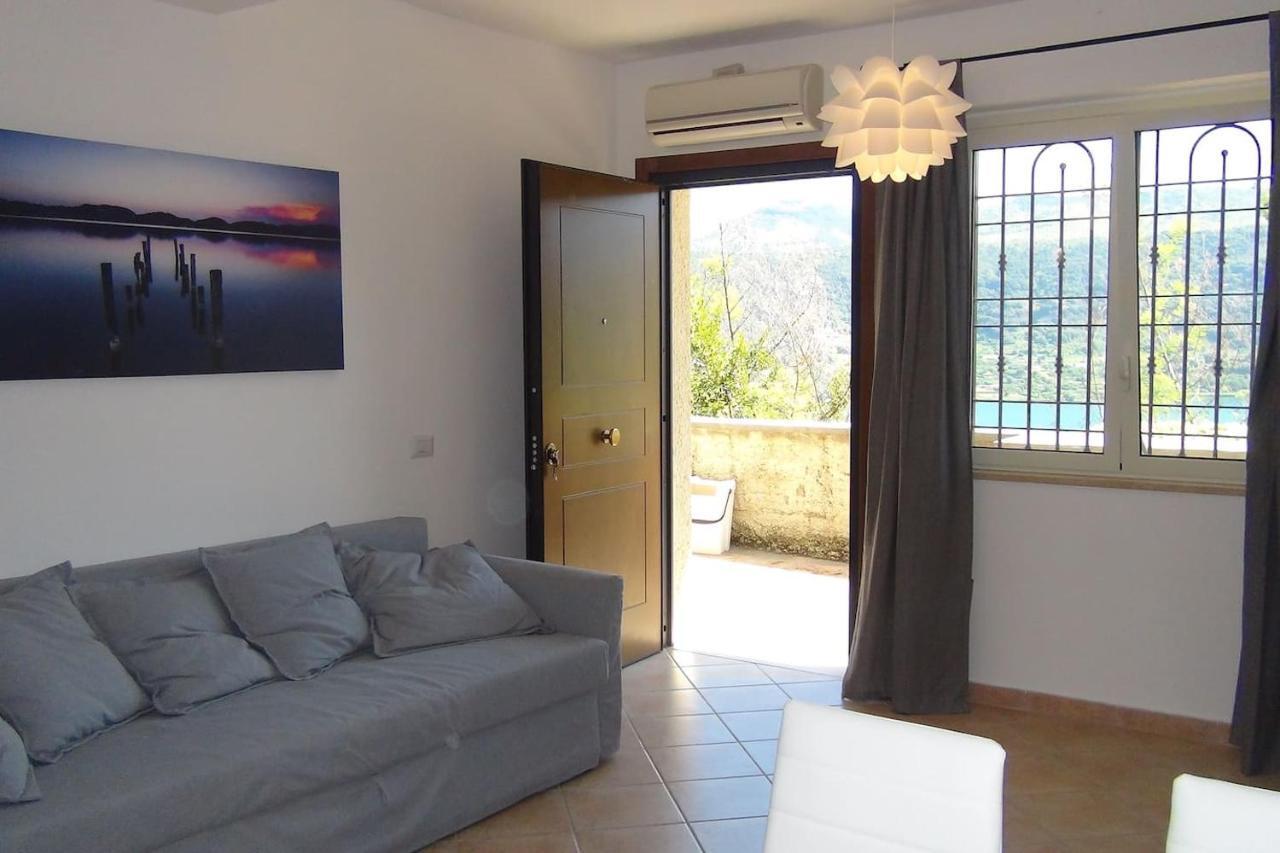 Apartmán Relax Sul Lago Genzano di Roma Exteriér fotografie